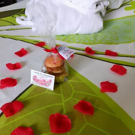 Couette-café Le Clos Du Clocher 3*