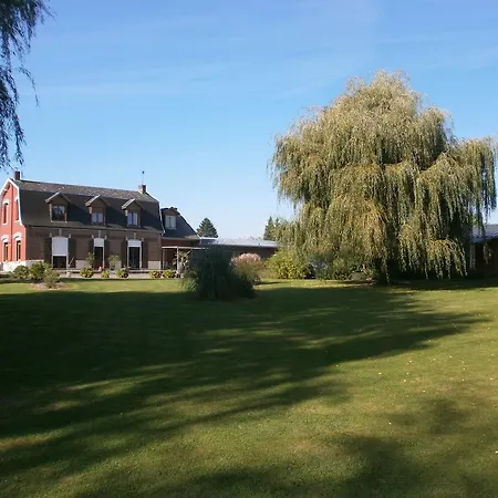 Couette-café Le Clos Du Clocher 3*