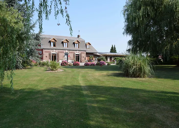 Le Clos Du Clocher Couette-café Gueudecourt