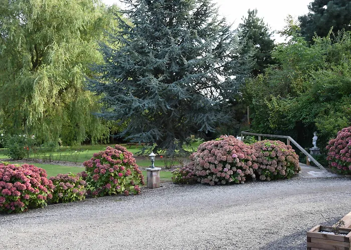 Le Clos Du Clocher Couette-café 3*